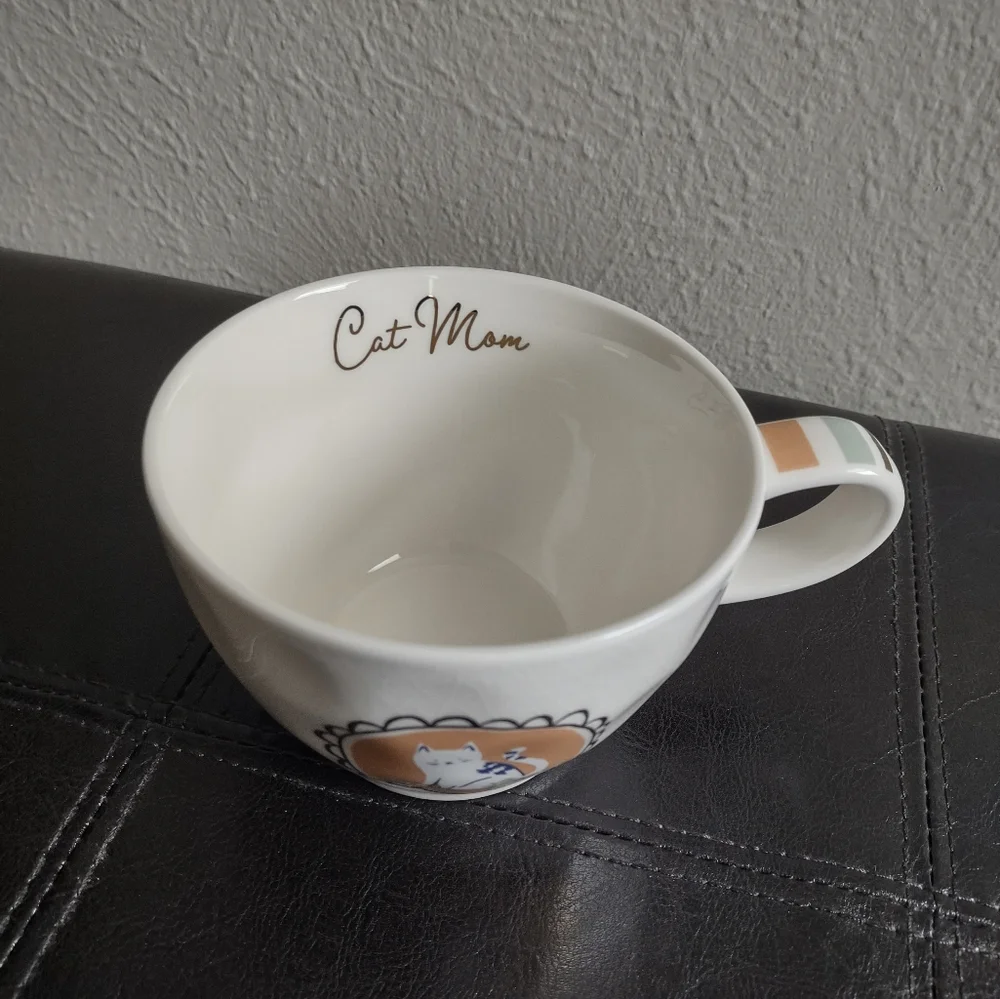 Threshold "Cat Mom" Stoneware Mug with Gold Trim and Crinkle Finish - Picture 9 of 9